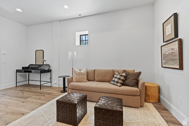 926 E Autumn Dr, Brian Head, UT 84719 - living area featuring wood finished floors and recessed lighting