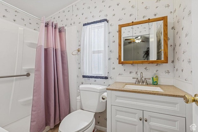 4400 W State St Unit 48, Hurricane, UT 84737 - full bath featuring wallpapered walls, vanity, crown molding, and a shower with curtain