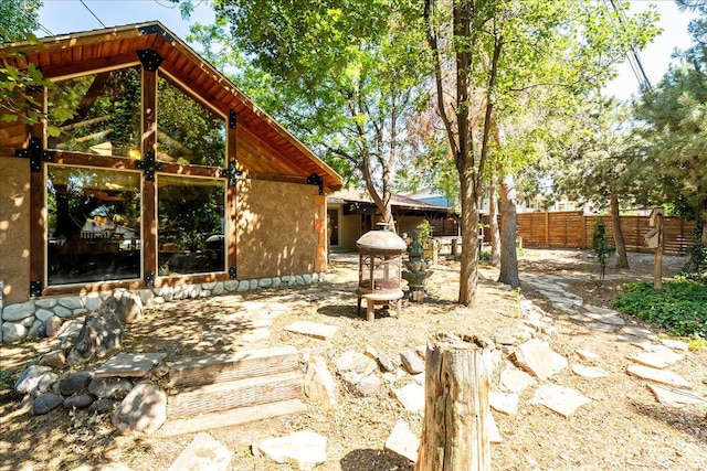 6690 S 1495 E, Cottonwood Heights, UT 84121 - view of yard with a patio