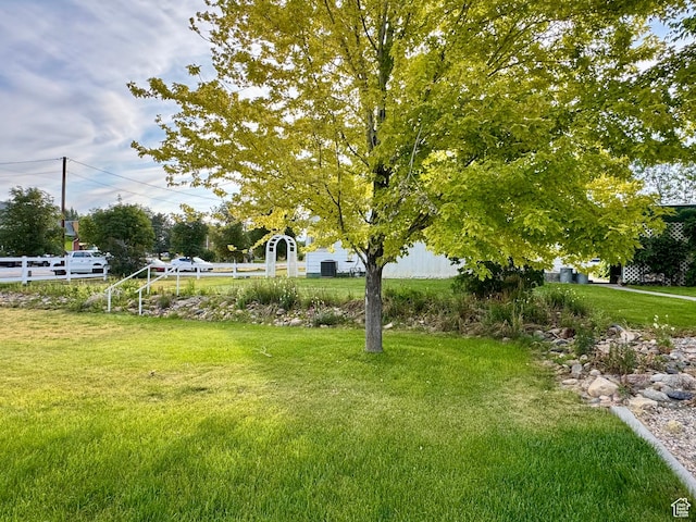 12 S Main, Holden, UT 84636 - view of yard