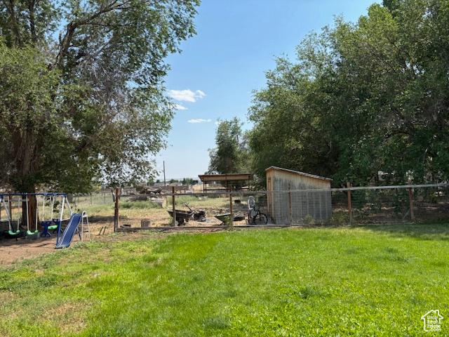 290 E 800 S, Roosevelt, UT 84066 - view of yard