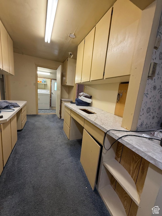 539 E Center St, Pleasant Grove, UT 84062 - kitchen with washer / clothes dryer, light countertops, and carpet
