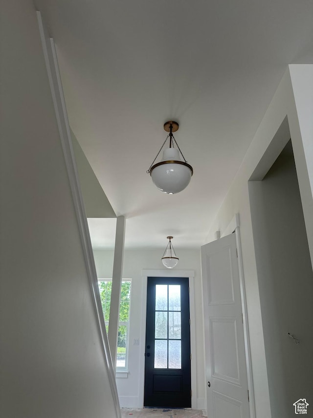 1361 S Lincoln St, Salt Lake City, UT 84105 - view of entrance foyer