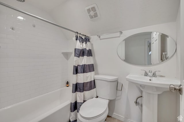 3981 S 500 E, Millcreek, UT 84107 - full bathroom with shower / tub combo with curtain and lofted ceiling
