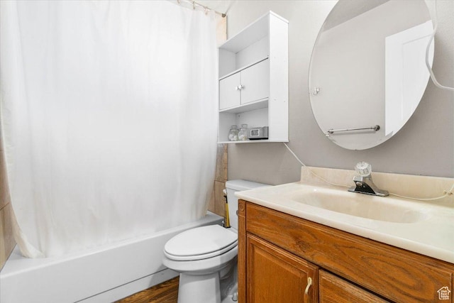 670 N 400 E, Nephi, UT 84648 - bathroom with vanity and shower / bathtub combination with curtain
