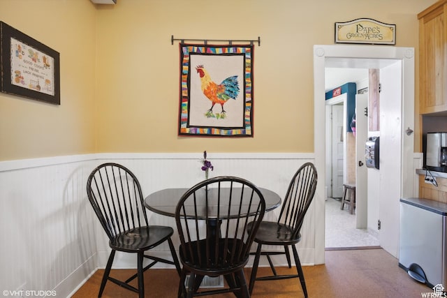 211 E 100 N, Midway, UT 84049 - dining space with a wainscoted wall