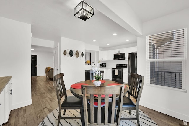 371 E Braidhill Dr, Draper, UT 84020 - dining room featuring wood finished floors and recessed lighting