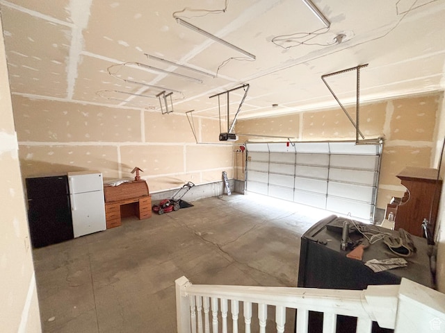 480 N 550 W, Huntington, UT 84528 - garage with a garage door opener