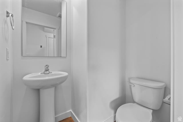 554 W 1870 S Unit 1194, Provo, UT 84601 - half bathroom with toilet and a sink