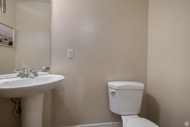 361 E 535 S, Vernal, UT 84078 - half bath with toilet and a sink