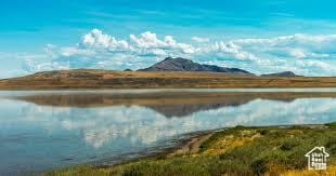 1682 N 1600 W Unit 124, Layton, UT 84041 - water view with a mountainous background
