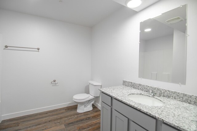 361 W 625 N A-D, Unit A-D Payson, UT 84651 - bathroom featuring wood finished floors and vanity