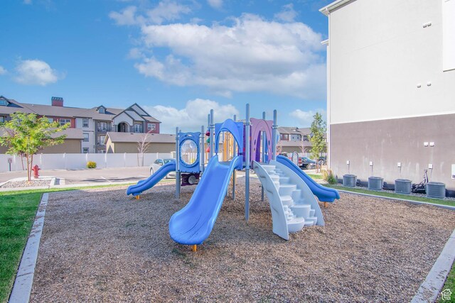 361 W 625 N A-D, Unit A-D Payson, UT 84651 - community playground featuring a residential view