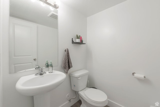 721 S 110 W, Spanish Fork, UT 84660 - half bath with toilet and baseboards