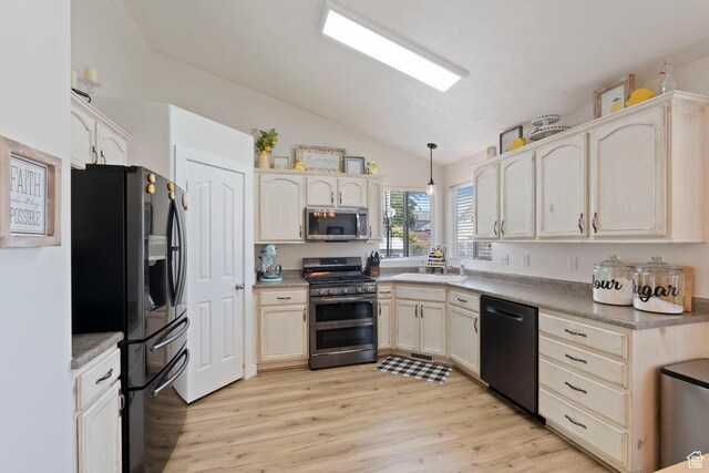 2311 S 225 E, Clearfield, UT 84015 - photo 11