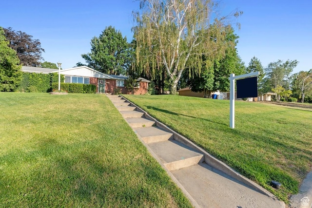 2793 S Davis Blvd, Bountiful, UT 84010 - view of green lawn