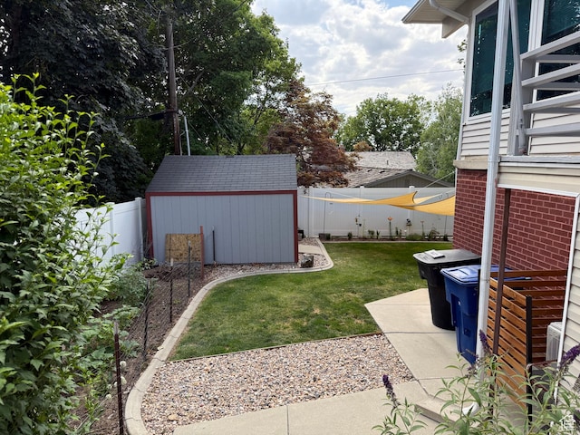 2936 E Ln Joya Dr S, Holladay, UT 84124 - fenced backyard with a storage unit