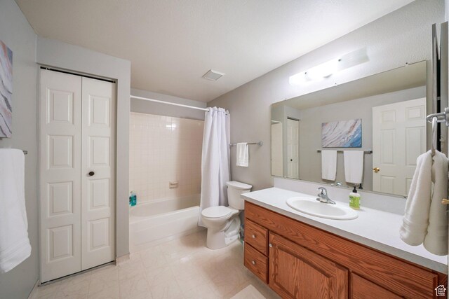117 E 300 S, Gunnison, UT 84634 - bathroom featuring vanity and shower / tub combo with curtain