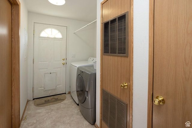 205 W 575 S, Venice, UT 84701 - laundry room with washing machine and dryer and a heating unit