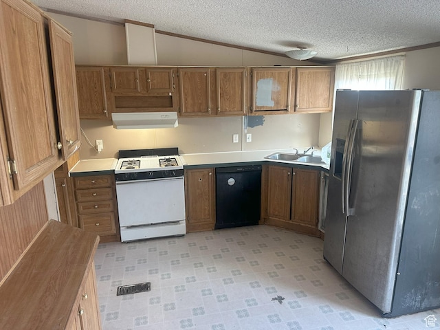 419 E 700 N, Vernal, UT 84078 - kitchen featuring stainless steel fridge with ice dispenser, white gas stove, dishwasher, under cabinet range hood, and a textured ceiling