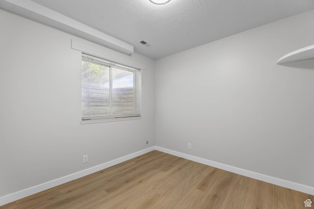 77 W 525 N, Layton, UT 84041 - empty room featuring baseboards and light wood-style floors