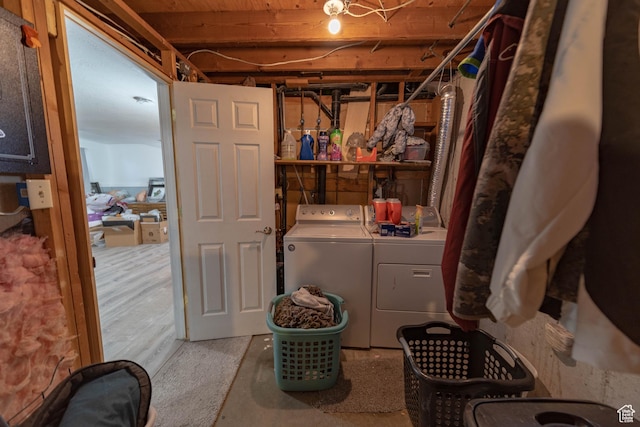 988 N Smith Dr, Price, UT 84501 - washroom with independent washer and dryer