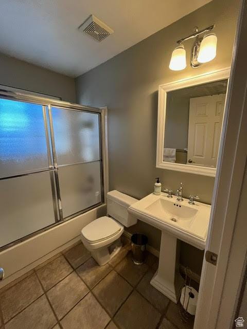 2254 N 390 E, Provo, UT 84604 - bathroom featuring tile patterned flooring and combined bath / shower with glass door