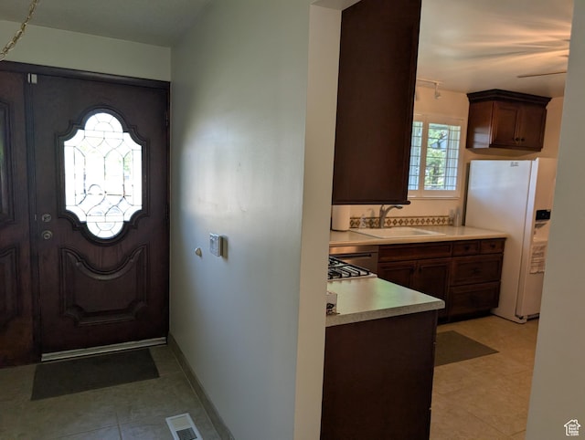 7481 S Castle Hill Cir, Cottonwood Heights, UT 84121 - entrance foyer with baseboards