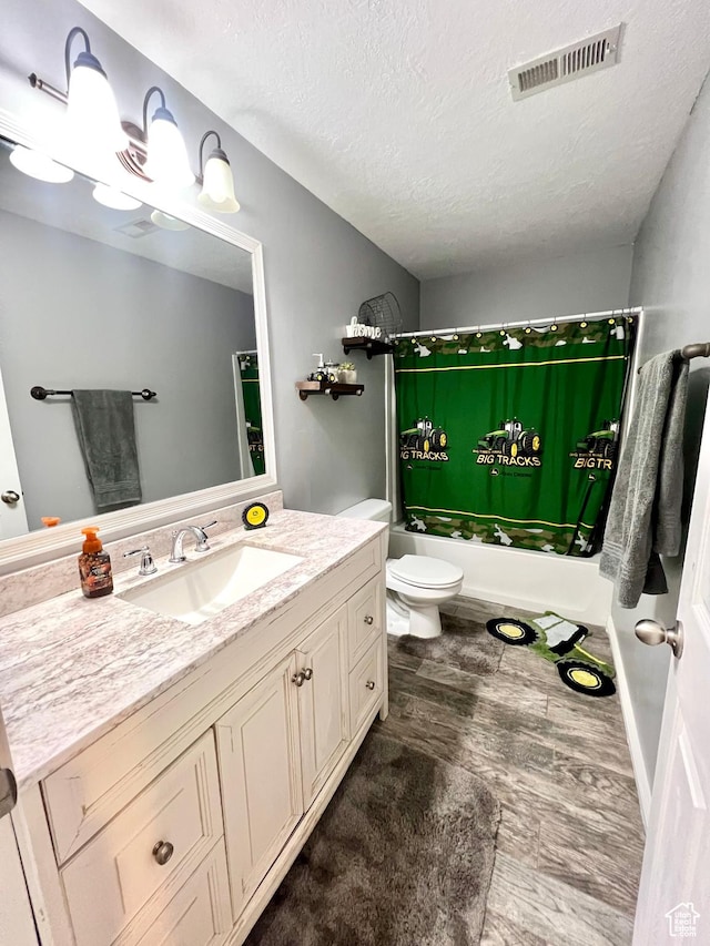80 N 200 W, Central Valley, UT 84754 - full bath with shower / tub combo with curtain, vanity, a textured ceiling, and wood finished floors