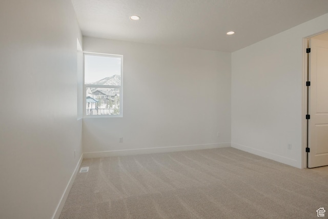 1026 W Chokecherry Dr Unit 135, Mapleton, UT 84664 - unfurnished room featuring light carpet and recessed lighting