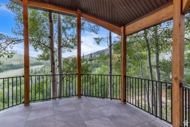 1960 N Lake Dr, Scofield, UT 84526 - unfurnished sunroom featuring a mountain view