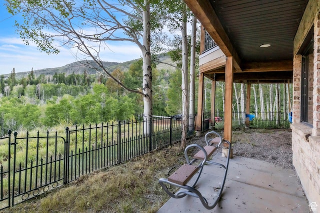 1960 N Lake Dr, Scofield, UT 84526 - fenced backyard featuring a mountain view