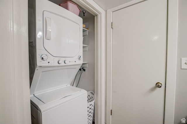1485 Empire Ave Unit 513, Park City, UT 84060 - laundry area with stacked washer and clothes dryer