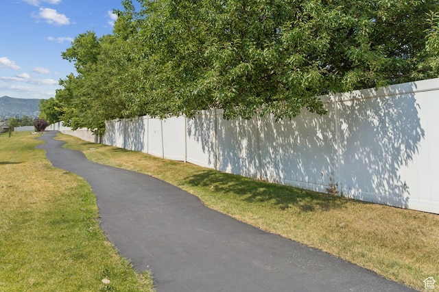 13316 S Moseley Way, Herriman, UT 84096 - surrounding community featuring a mountain view