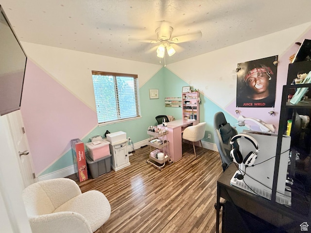 301 S 1350 W, Vernal, UT 84078 - office area with wood finished floors and a ceiling fan