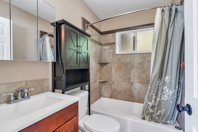 728 S 300 W, Payson, UT 84651 - full bath with shower / bathtub combination with curtain, vanity, and decorative backsplash