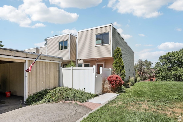 5249 S Gravenstein Park, Murray, UT 84123 - view of side of property
