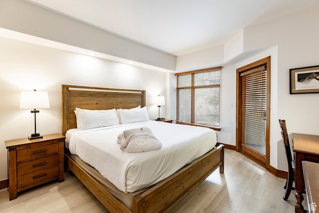 3720 N Sundial Ct Unit B322, Park City, UT 84098 - bedroom with light wood-style floors and a closet