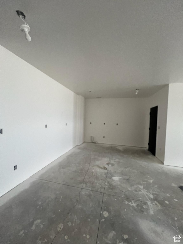 420 W 350 N, Gunnison, UT 84634 - spare room with concrete flooring