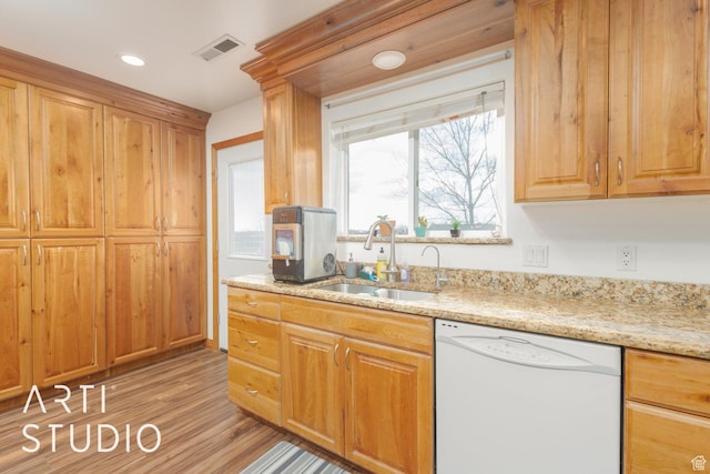 785 N Homestead St, Hildale, UT 84784 - kitchen featuring white dishwasher, light wood-style flooring, light stone counters, and recessed lighting