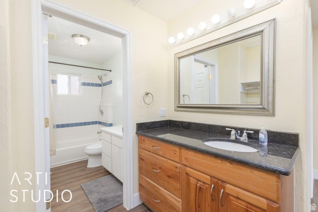 785 N Homestead St, Hildale, UT 84784 - full bathroom with vanity, wood finished floors, and shower / bath combination