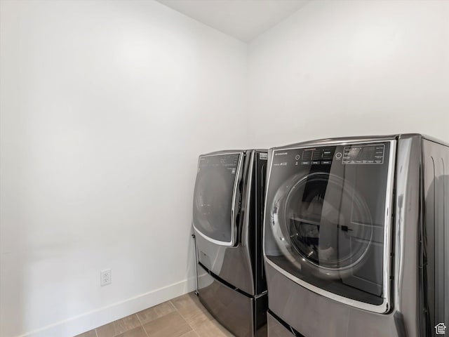 5796 N Valley View Rd, Lehi, UT 84043 - washroom featuring washing machine and clothes dryer