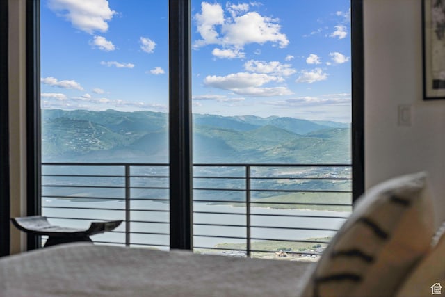 11515 N White Tail Ct, Hideout, UT 84036 - water view with mountains