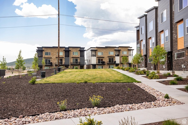 6627 Mountain Alder Way, Park City, UT 84098 - view of property's community with a lawn