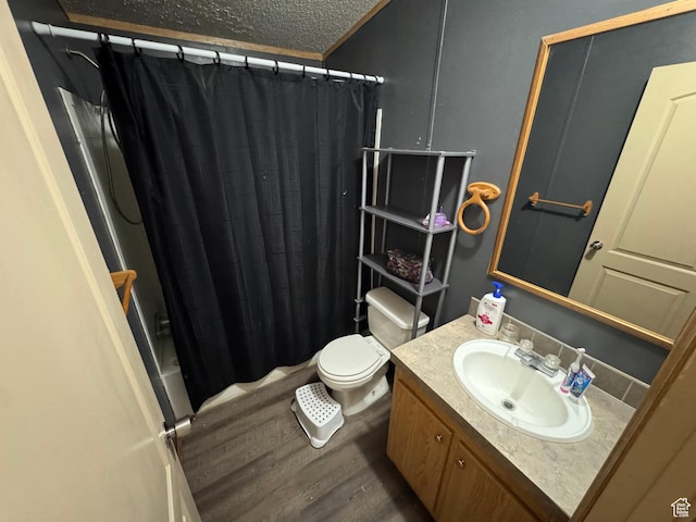 1082 W 650 S, Vernal, UT 84078 - full bathroom with vanity, shower / bathtub combination with curtain, wood finished floors, and a textured ceiling