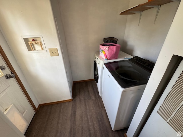 1082 W 650 S, Vernal, UT 84078 - laundry room with dark wood-style flooring, washer and clothes dryer, and a heating unit
