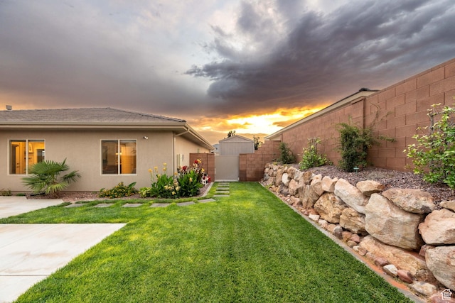 886 N Sandy Talus Dr, Washington, UT 84780 - view of fenced backyard