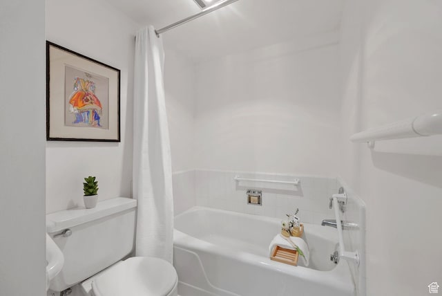 875 S Donner Way E Unit 302, Salt Lake City, UT 84108 - bathroom featuring toilet and shower / bath combination with curtain