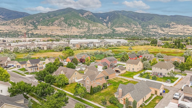 17 S Belmont Dr, Farmington, UT 84025 - aerial view of residential area featuring mountains