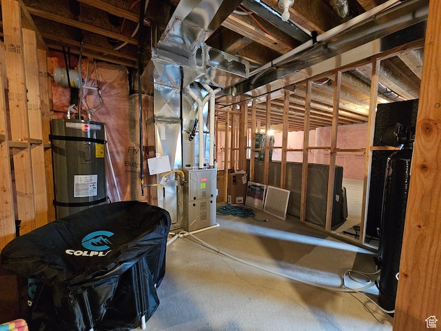 964 E 50 S, Santaquin, UT 84655 - unfinished below grade area with water heater and heating unit